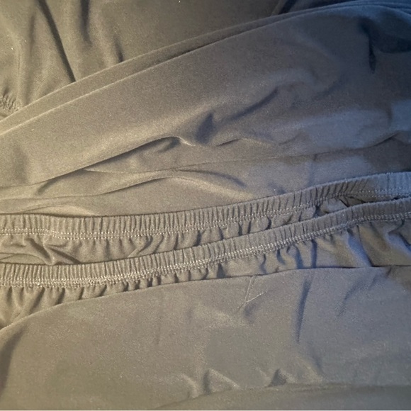 Tommy Bahama Carmela Tiered Midi Dress - Picture 16 of 16